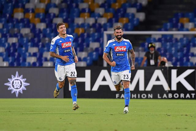 冯莱重返上海男篮 与费雷尔成新赛季外援搭档